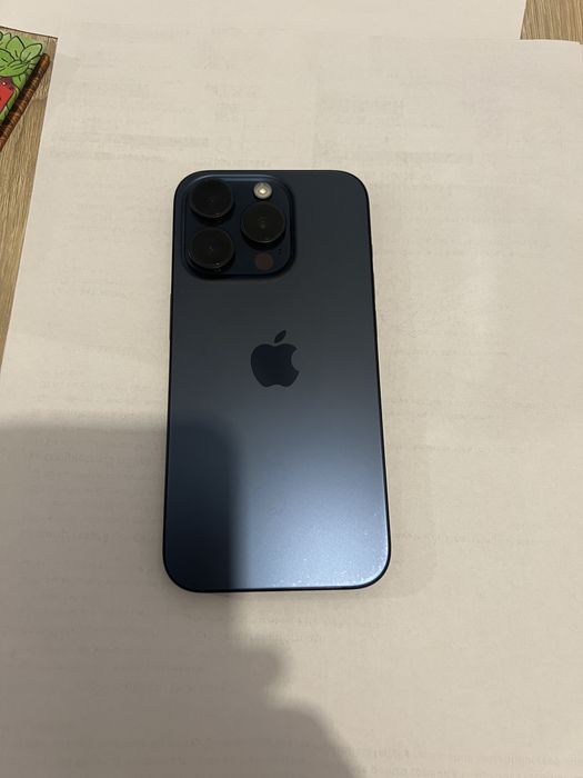 Iphone 15 pro 128gb 87% baterie 10/10