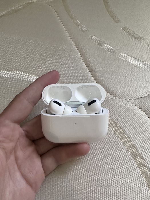 Airpods-1 состояние 10/10 100% оригинал