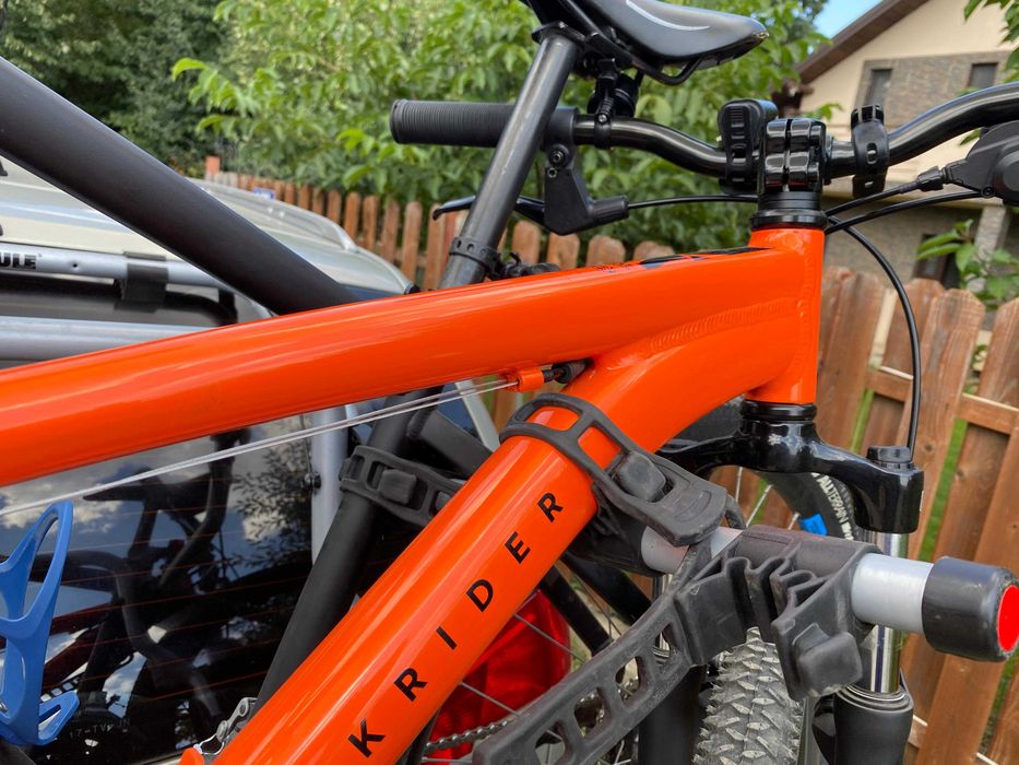 Suport auto 3 biciclete Thule ClipOn 9104 / 01 (pentru hayon)