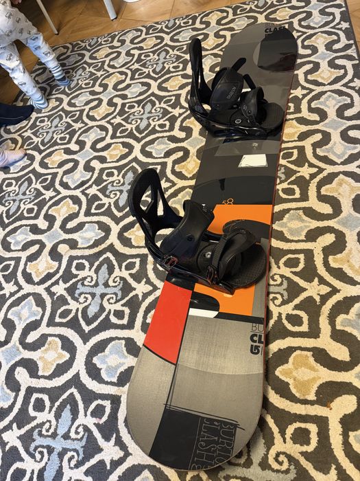 snowboard Burton Clash, Woodcor, flanc, Rocker