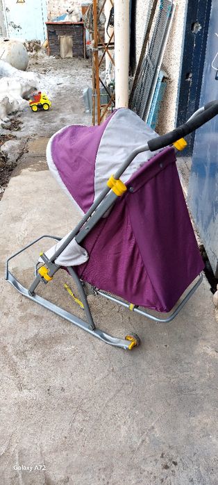 Продам санки ...