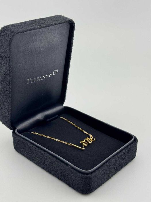 Колье Tiffany & CO Love