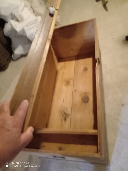 Продавам Старинна ракла