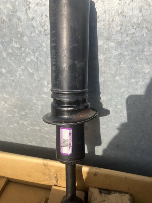 Амортизатор Лексус 570