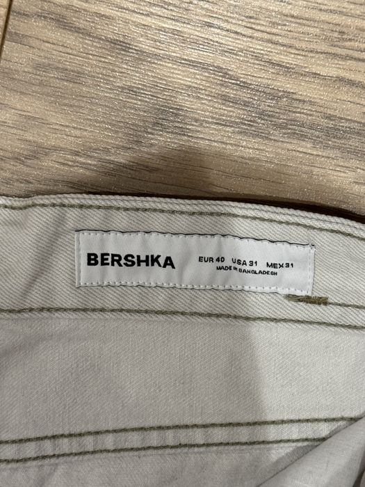 широкие багги джинсы bershka