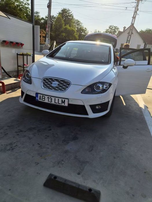 Vand masina Seat Leon