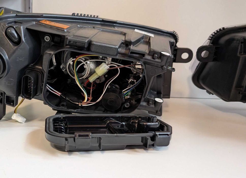 Фарове Ауди А6 Ц6 Ксенон фейслифт Алроуд Audi A6 4F 2008-2011 Allroad