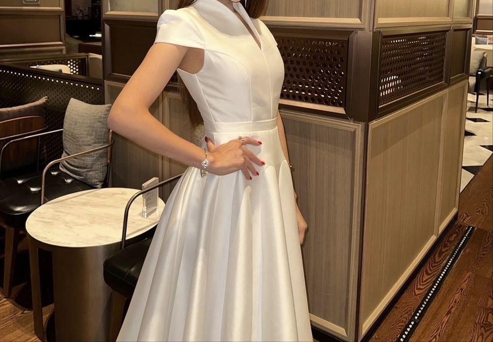 Вечернее белое платье