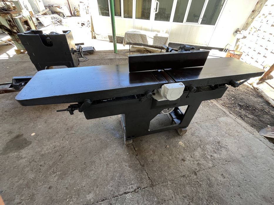 Фуганок сотилади