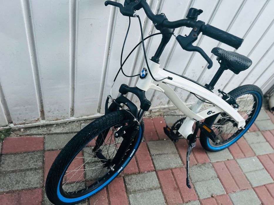 Bicicleta BMW 6-9 ani