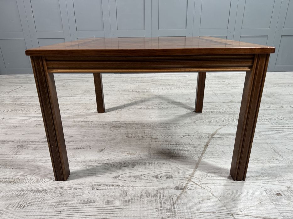 Скандинавска холна маса К065