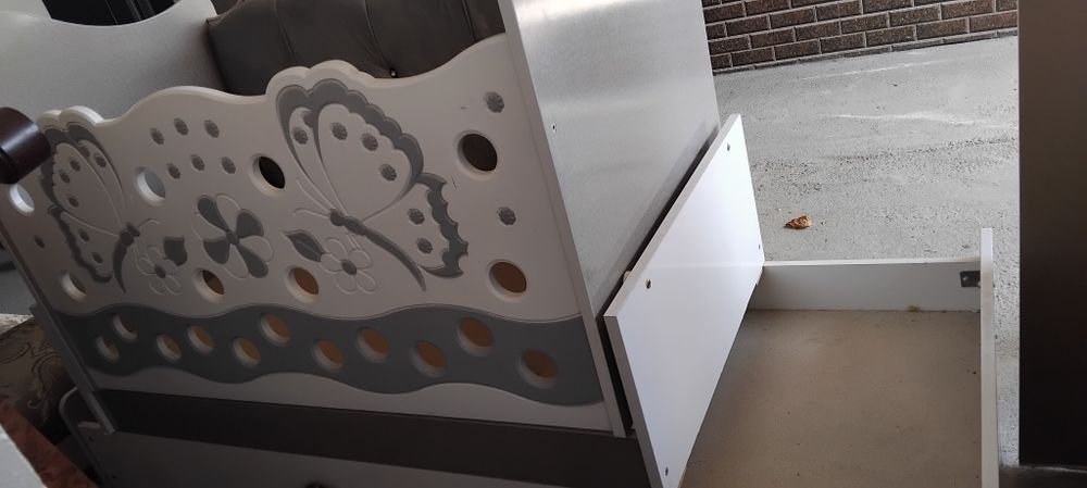 Детский кровать сотилади