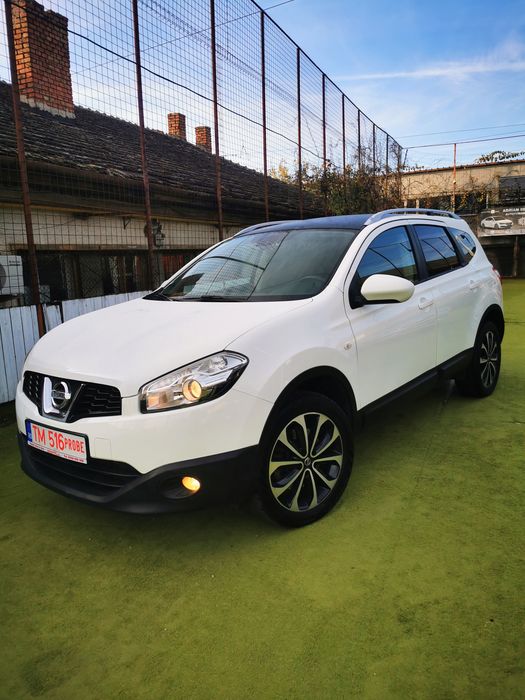 Nissan Qashqai+2