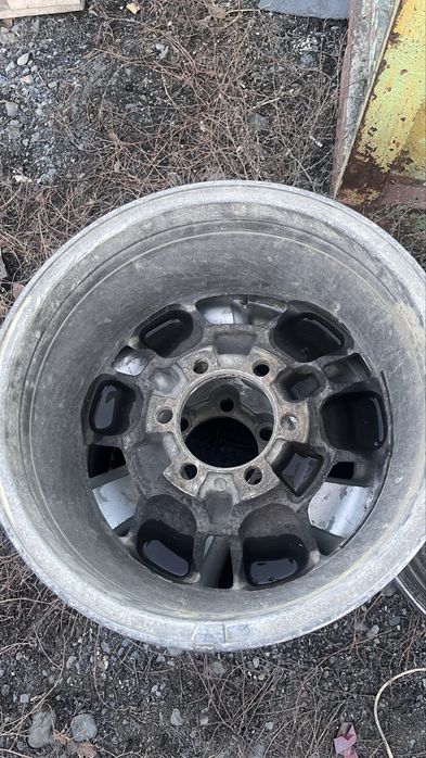 Диск, 16 размер в хорошем состоянии