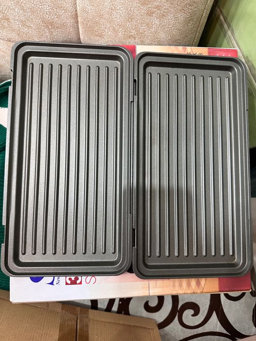 Вафельница в отличном состоянии