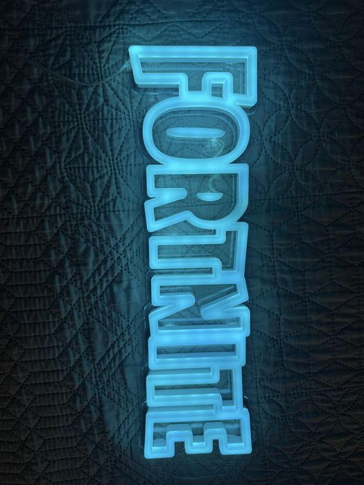 LED неонова лампа за стена Fortnite, USB захранване