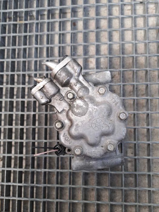 Compresor AC Nissan Juke 1.5 DCI cod 92600AZ74A an 2010 - 2014 Compresor Nissan Qashqai Nissan NV200