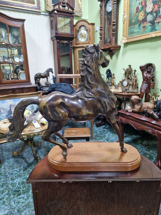 Уникална антикварна колекционерска бронзова фигура статуетка