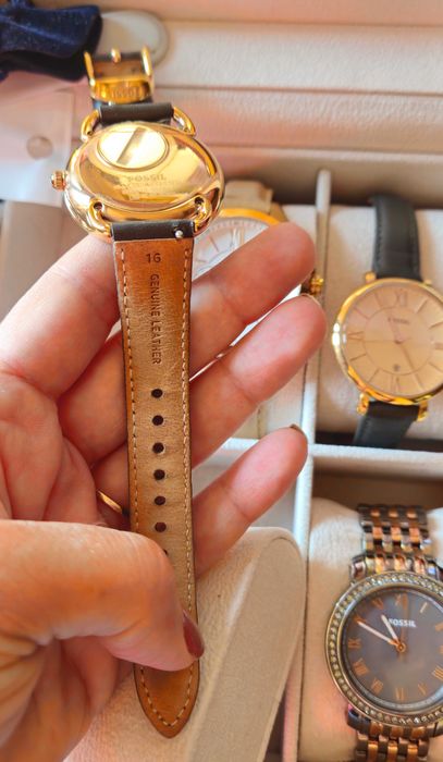 Дамски часовници Fossil