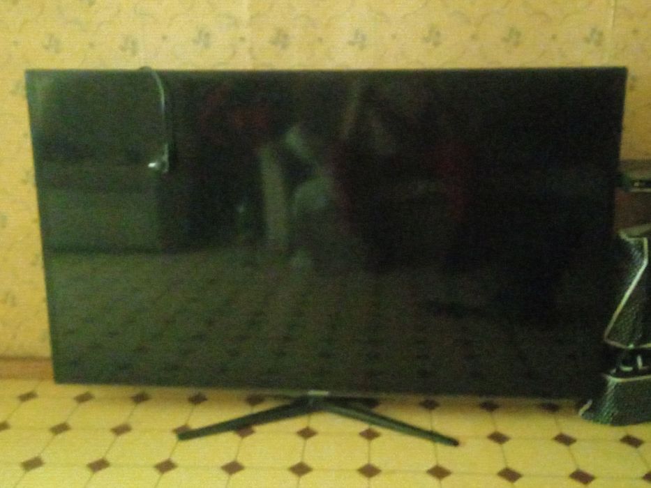 Продам телевизор