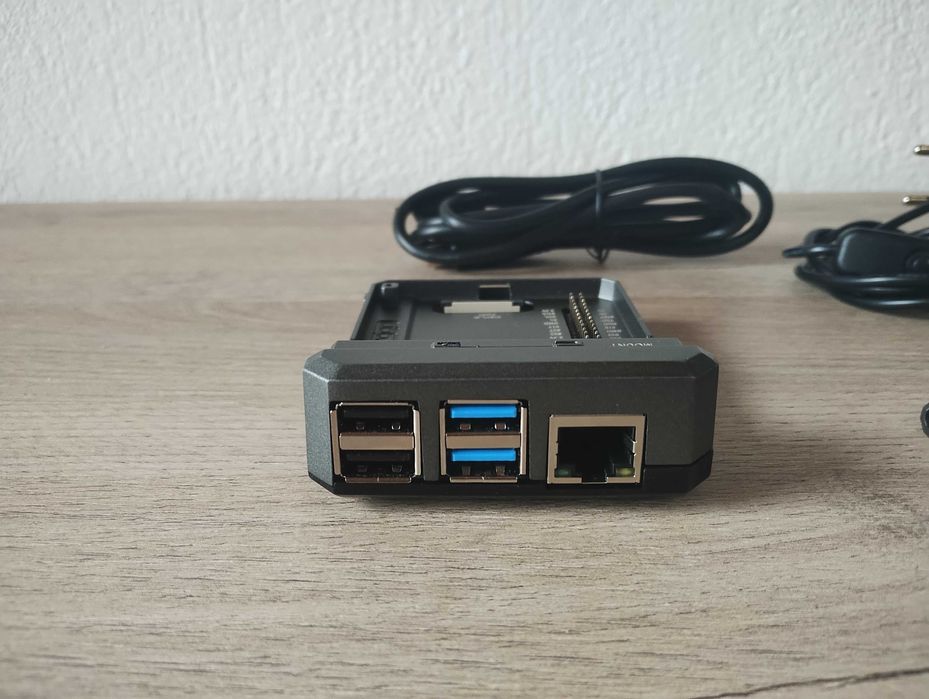 Mini PC Raspberry Pi 4B 2GB с Neo Argon Case 64GB MicroSD