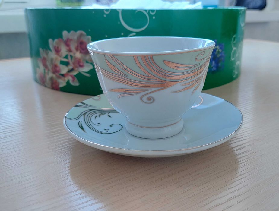 Продам чайный набор 6 персон