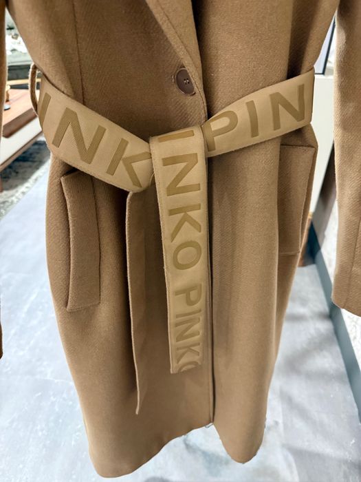 Елегантно вълнено палто Pinko размер S