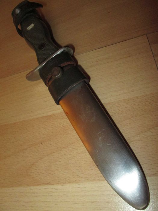 Боен Нож  1970те HSK70 Германия