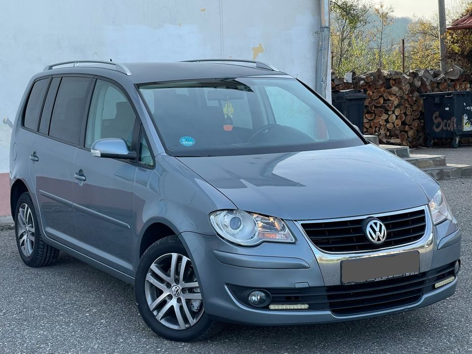 VOLKSWAGEN Touran 2009 — imagine 3