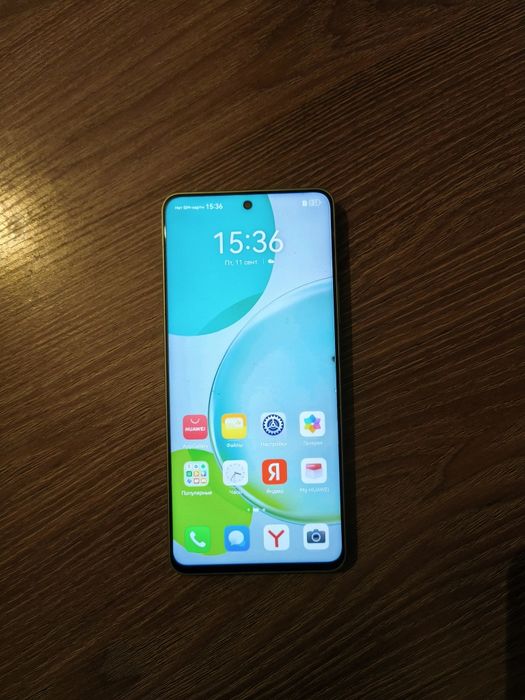 Смартфон Huawei nova i11
