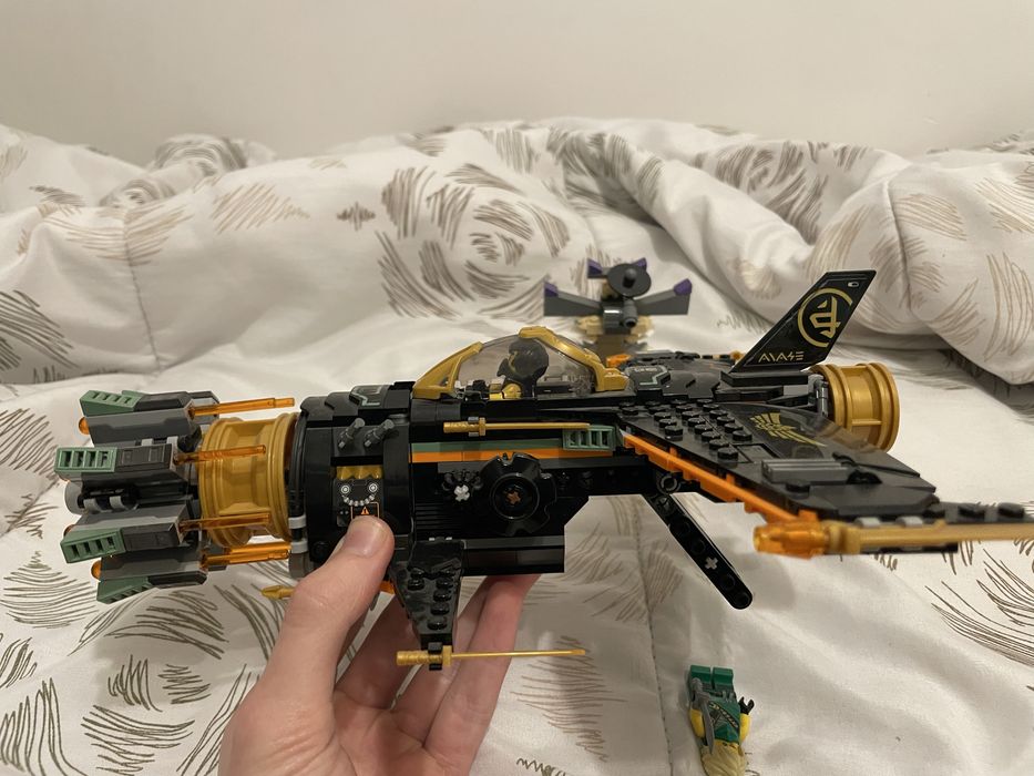 LEGO Ninjago, Avionul lui Cole