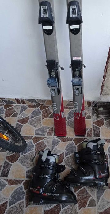 Продават се ски FISCHER S200- 160см. и обувки ROSSIGNOL-37 номер