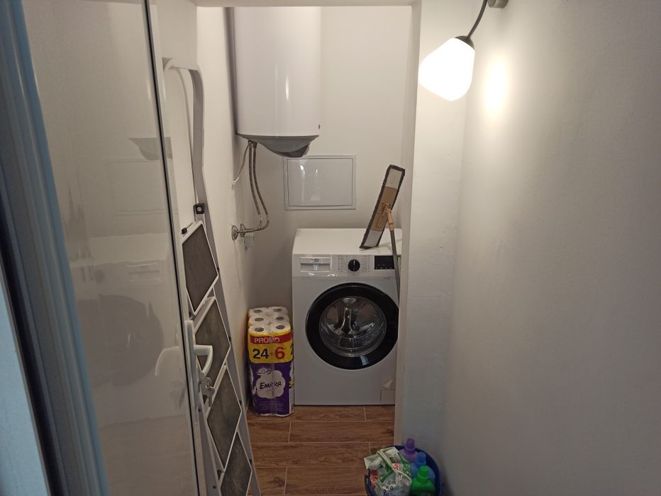 Дава се под наем Четиристаен апартамент в Видин, Център - 100 кв.м за 560 € - Снимка #9