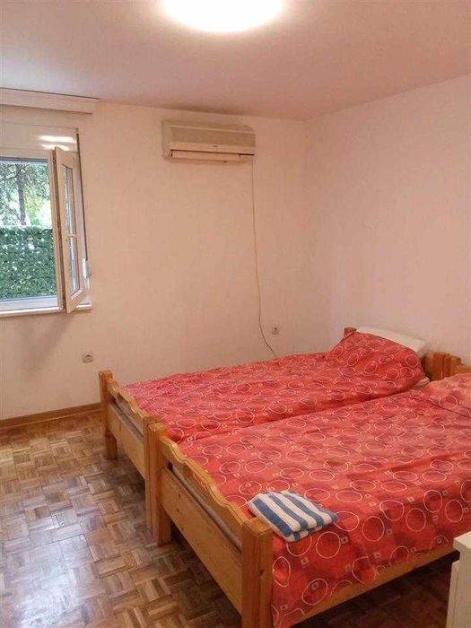 Дава се под наем Тристаен апартамент в Пловдив, Кючук Париж - 81 кв.м за 321.3 € - Снимка #8