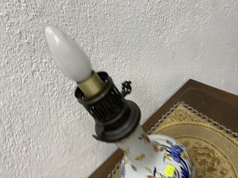 Испанска порцеланова лампа