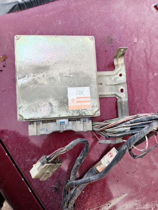 Продам ЭБУ компьютер Ниссан примера