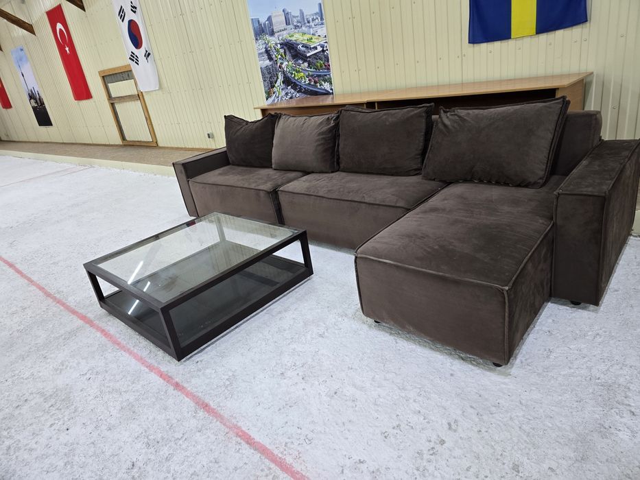 Диван шикарный, раскладной