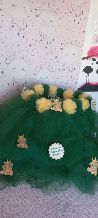 Aranjamente cristelnita personalizate