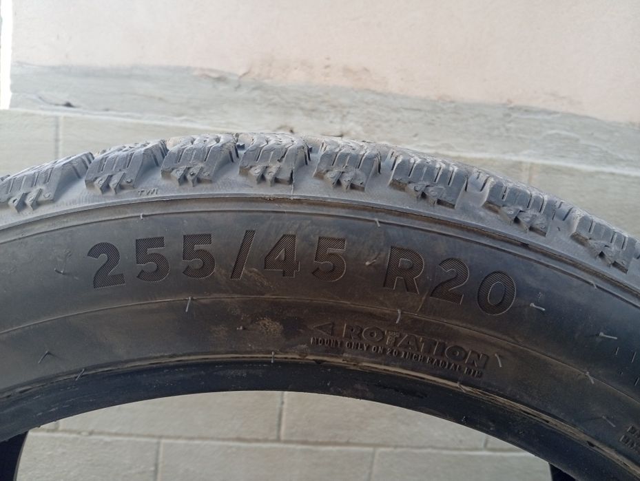 Зимний шина 255 45 R20