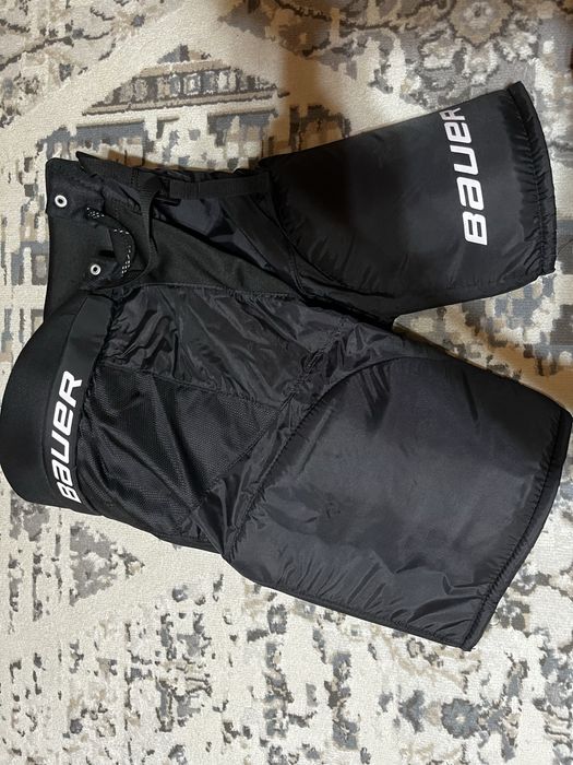 Продаю хоккейную форму