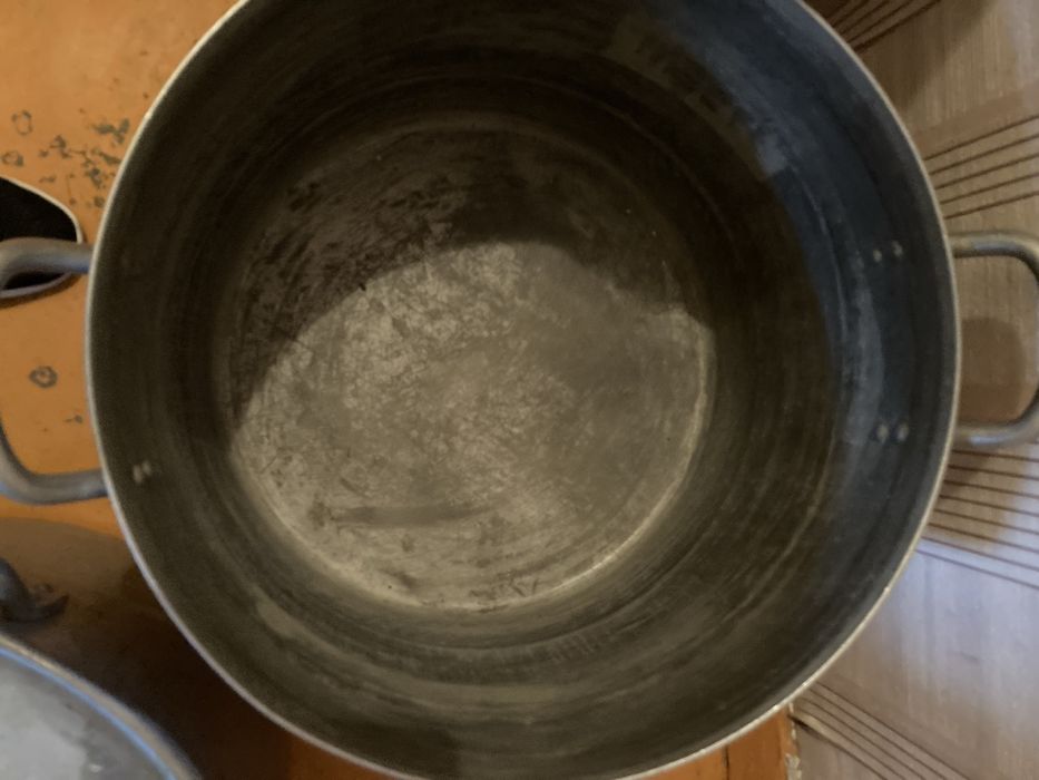 Кастрюли алюминиевые 50 литров б/у