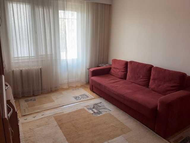 Apartament 2 camere de inchiriat zona Craiovei Pitesti, loc de parcare