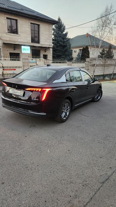 Hongqi  EQM 5. Новая