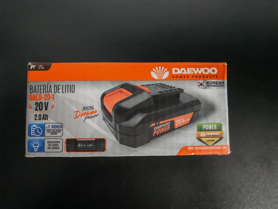 Зарядна станция Dаewoo "UNI-BAT" 21V, 2.5Ah + Батерия Dаewoo "UNI-BAT"