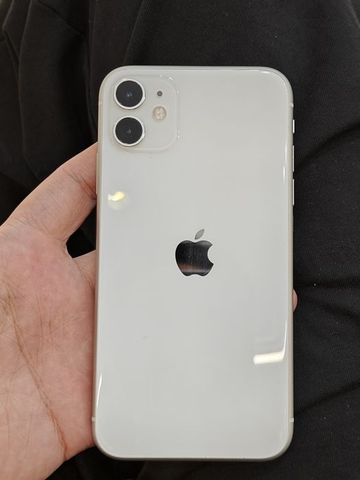 iPhone 11 128gb отличный