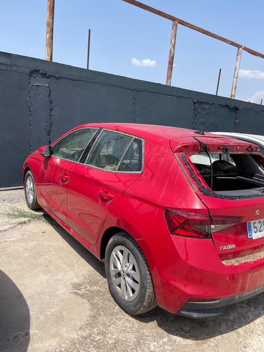Dezmembrez Skoda Fabia 2021 Benzina 999cm cod DLA