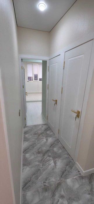 Продам 2в3 ком. 2 этаж Эко базар Чимган №М382