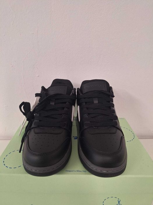 Adidasi Off-White Out of Office negri 39