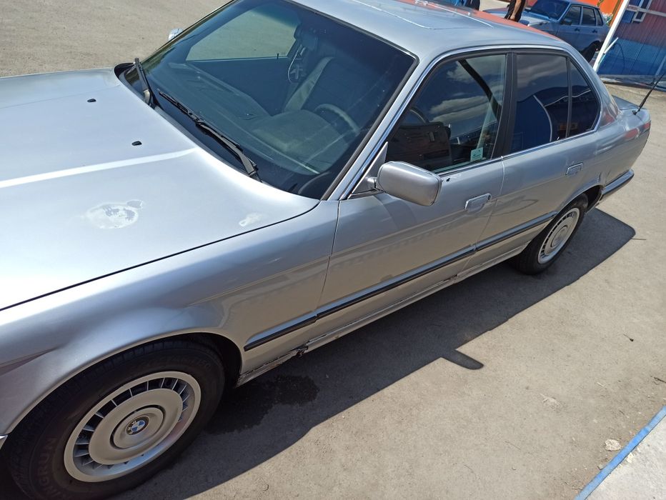 Продам БМВ 520 Е34