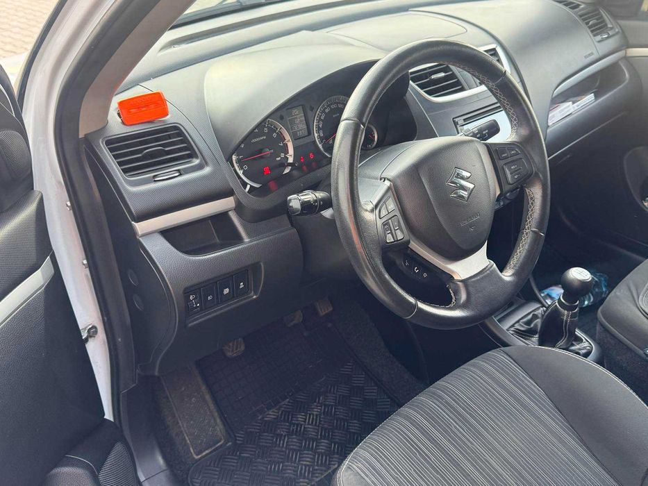 Suzuki swift 4x4, 2014 г.